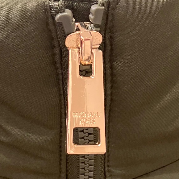 NWT Michael Kors Puffer Coat - Picture 6 of 10